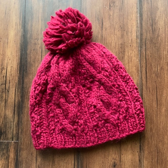 Forever 21 Accessories - Forever 21 Maroon Winter Beanie Pom Pom Hat